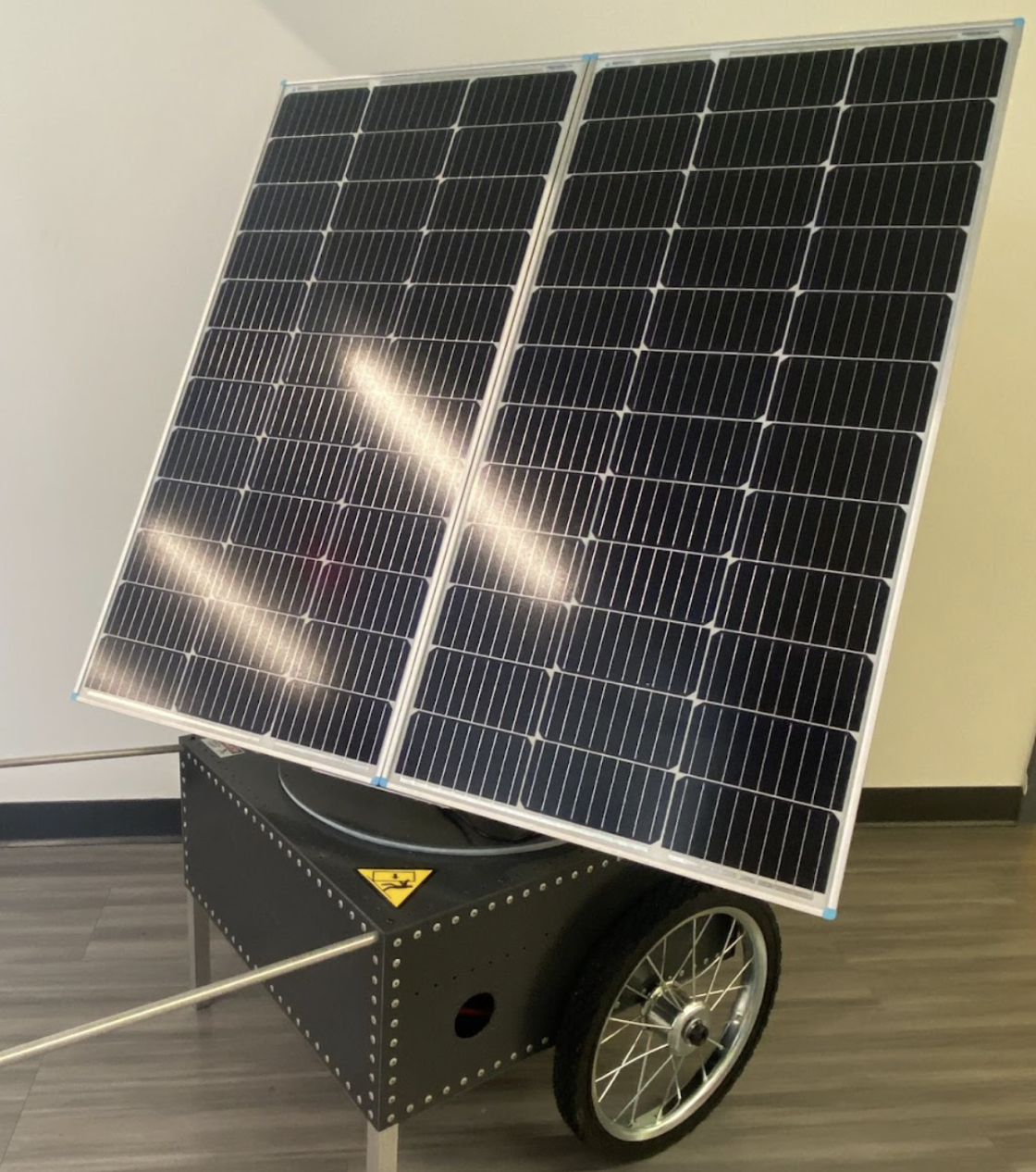 ECE Class of 2023 Senior Design Project – Portable Solar Generator