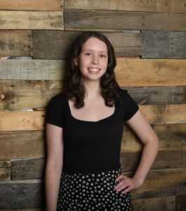 Sydney Carlotz photo